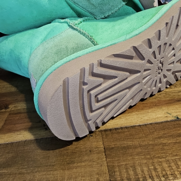 Rare UGG Australian bailey button  boot Chestnut color Everglade women's size 7 - Picture 7 of 10